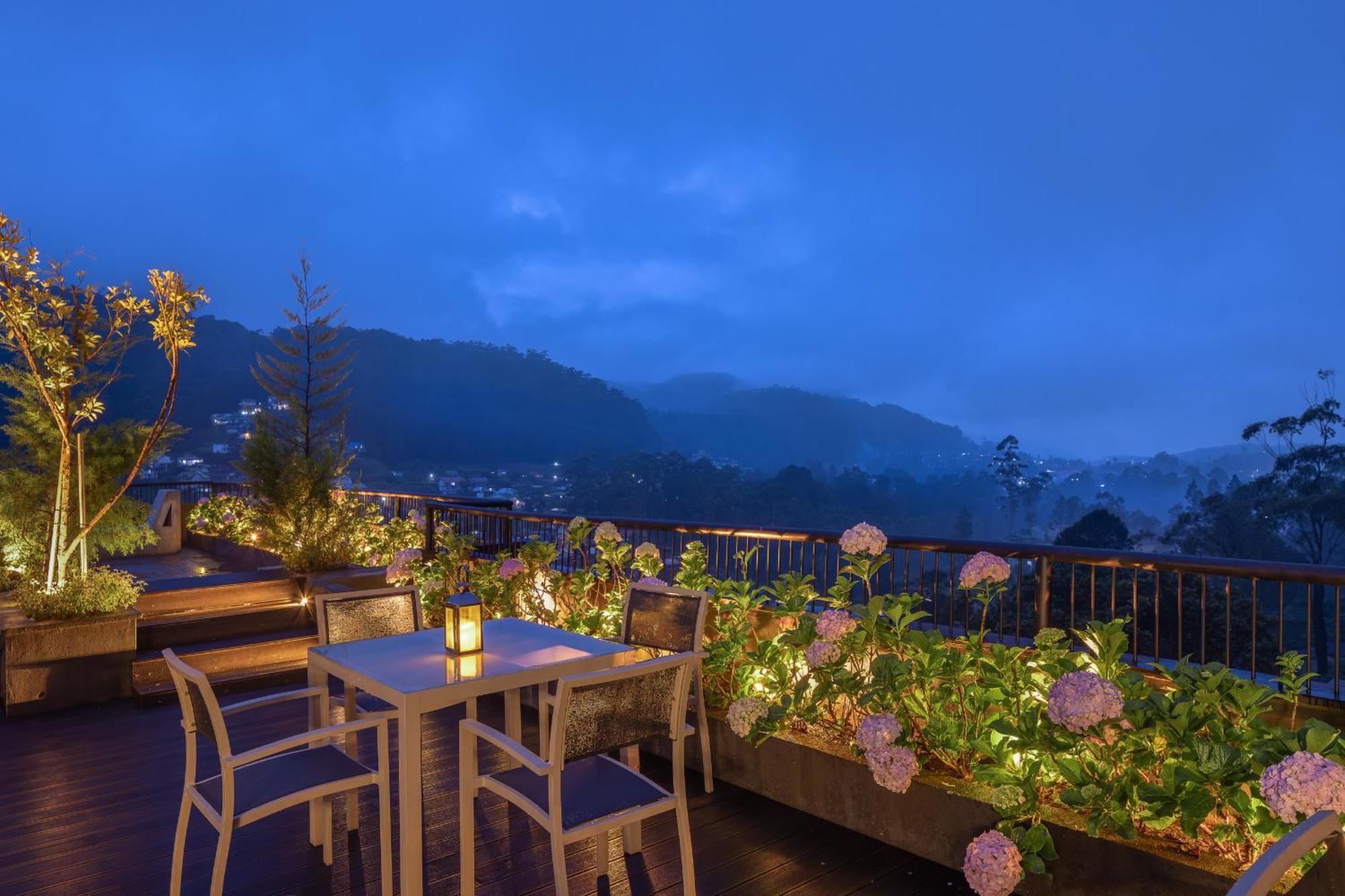 The Golden Ridge Hotel Nuwara Eliya Esterno foto