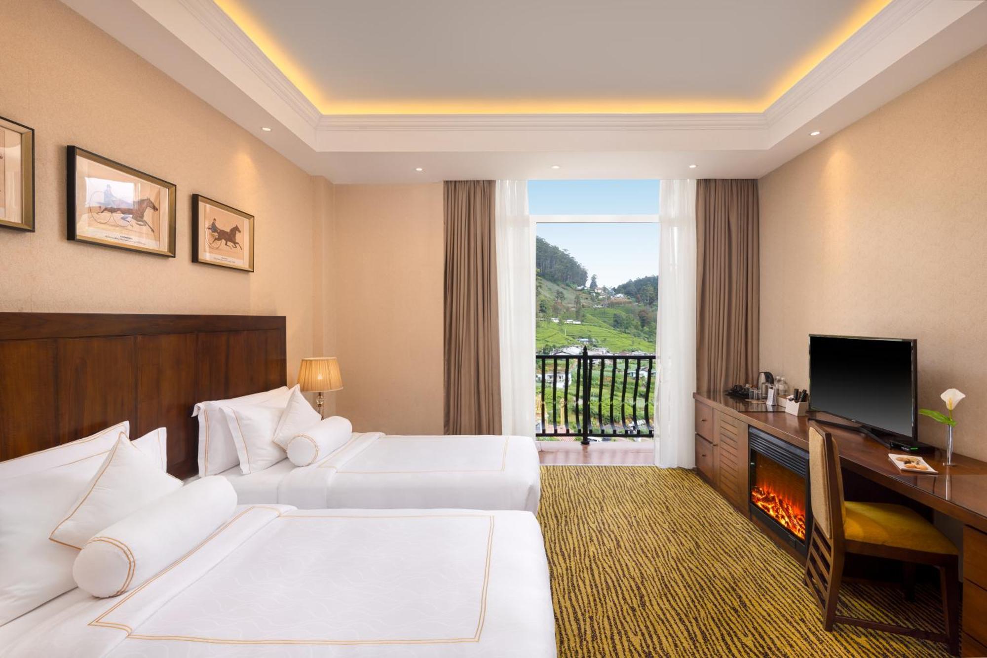 The Golden Ridge Hotel Nuwara Eliya Esterno foto